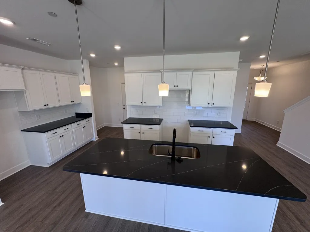 1095 June Wilde Ridge Spring Hill TN 37174