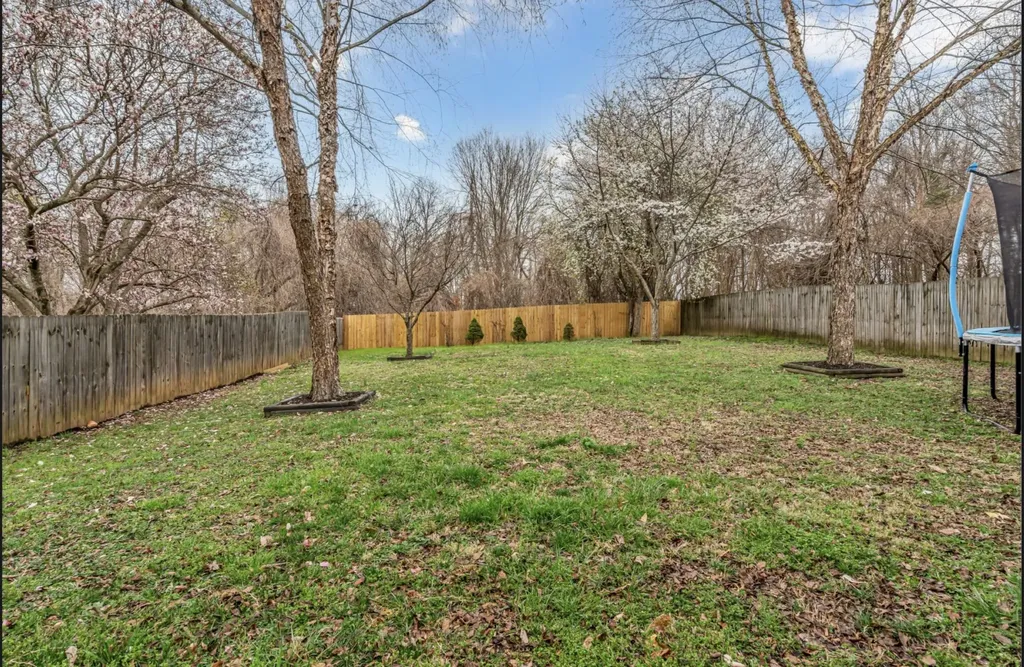 1589 Hedgewood Road Clarksville TN 37042