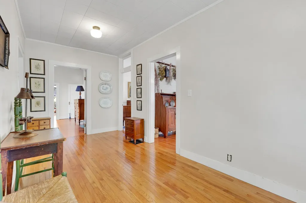 221 Walnut Street Springfield TN 37172