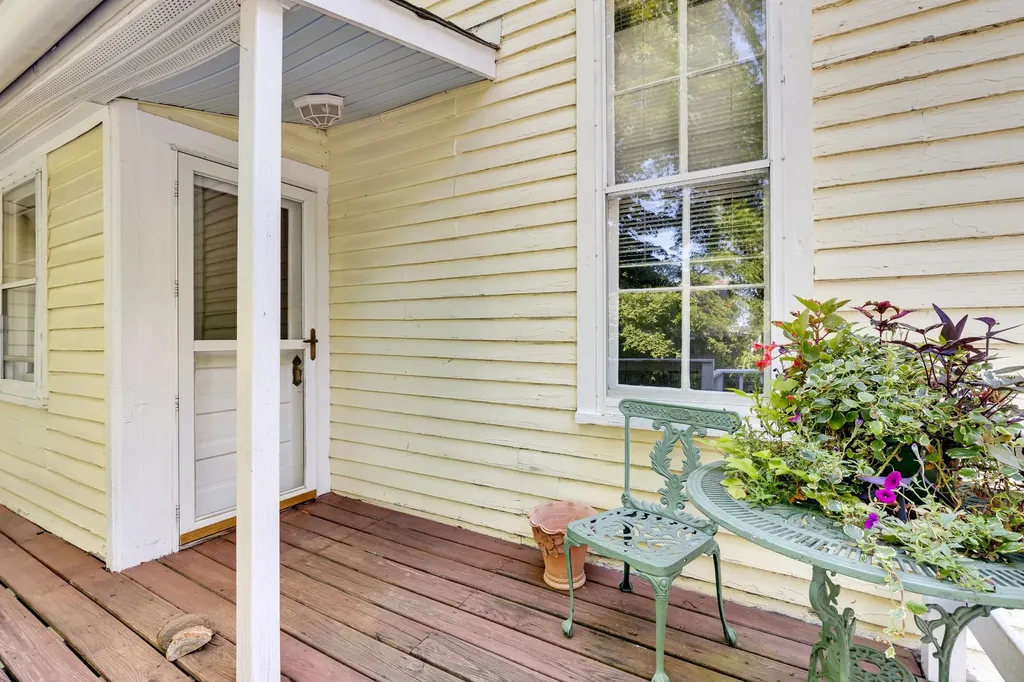 221 Walnut Street Springfield TN 37172