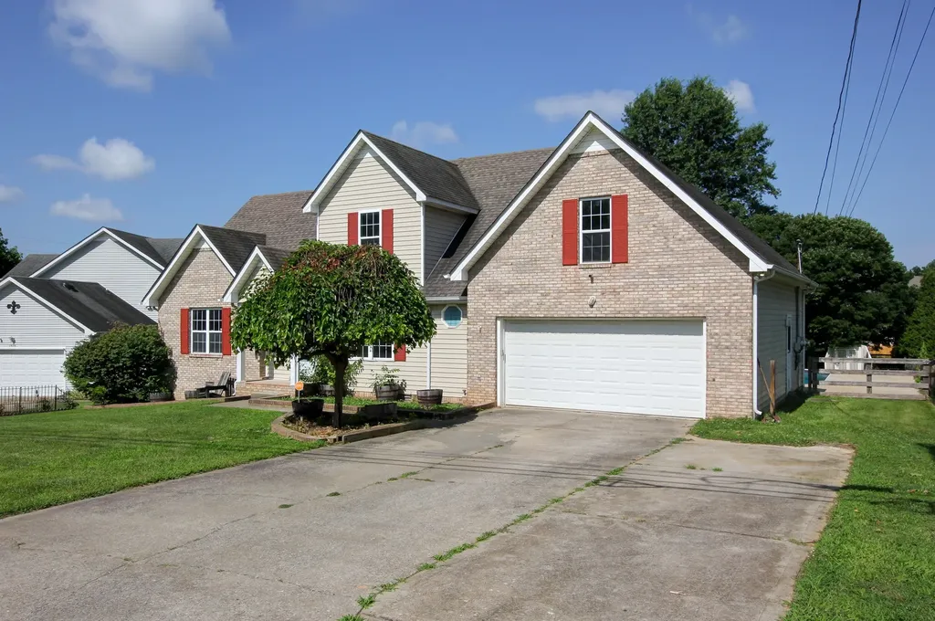 3430 E Henderson Way Clarksville TN 37042