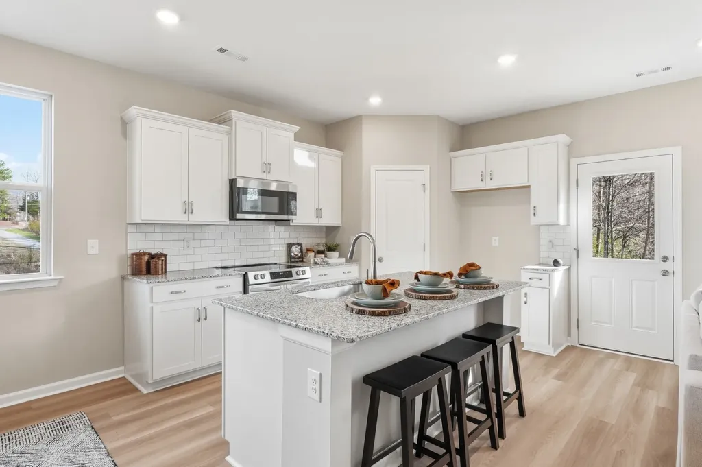 28 Aurora Circle Fayetteville TN 37334