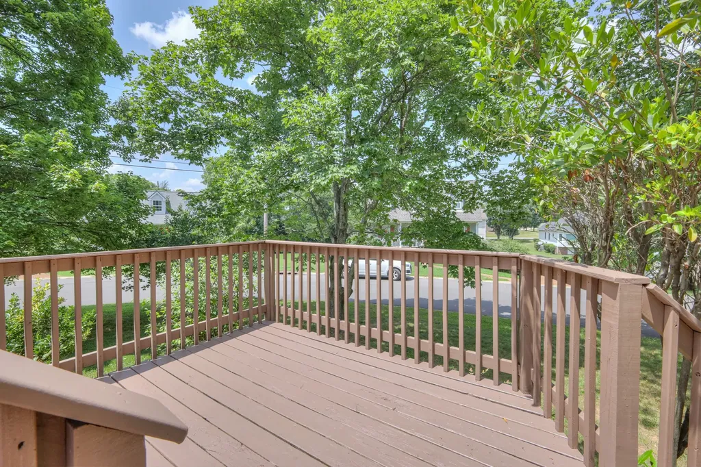 514 Rhodes Circle Gallatin TN 37066
