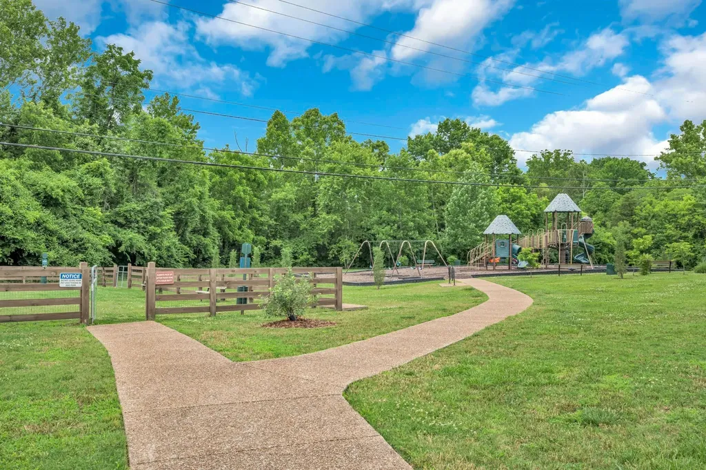 7716 Daniel Trace Nashville TN 37221