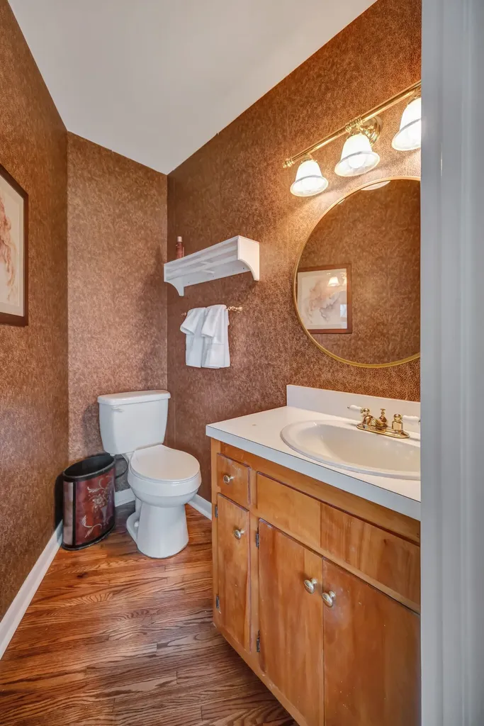7867 Highway 100 Nashville TN 37221
