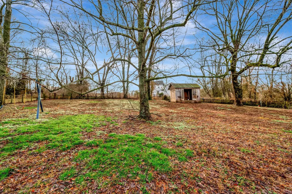 7867 Highway 100 Nashville TN 37221