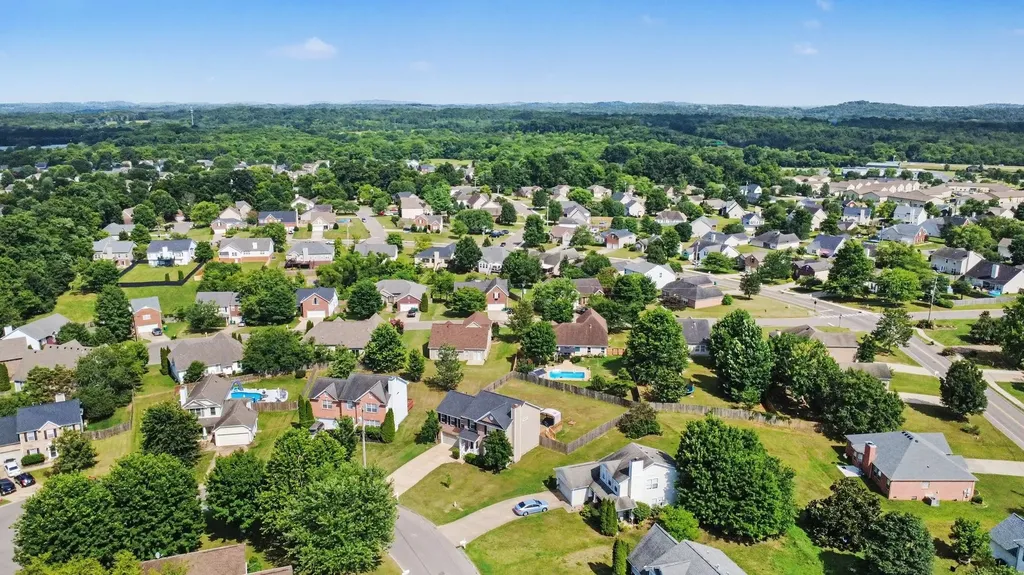 2667 Paradise Drive Spring Hill TN 37174