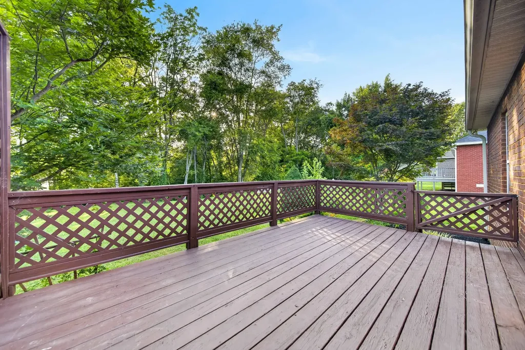 153 Putter Point Drive Gallatin TN 37066