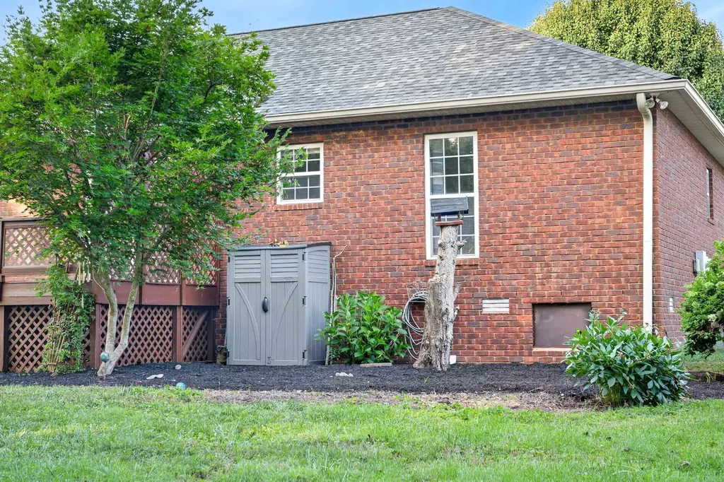 153 Putter Point Drive Gallatin TN 37066