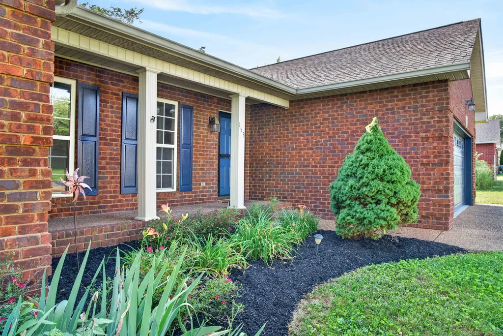 153 Putter Point Drive Gallatin TN 37066