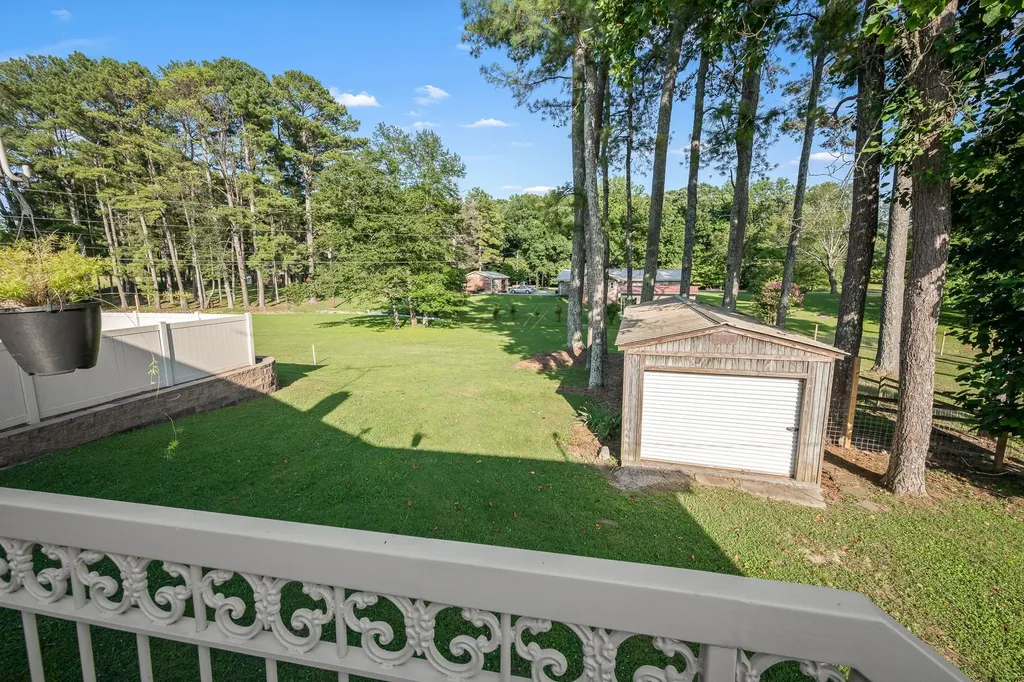 13 West Road Fayetteville TN 37334