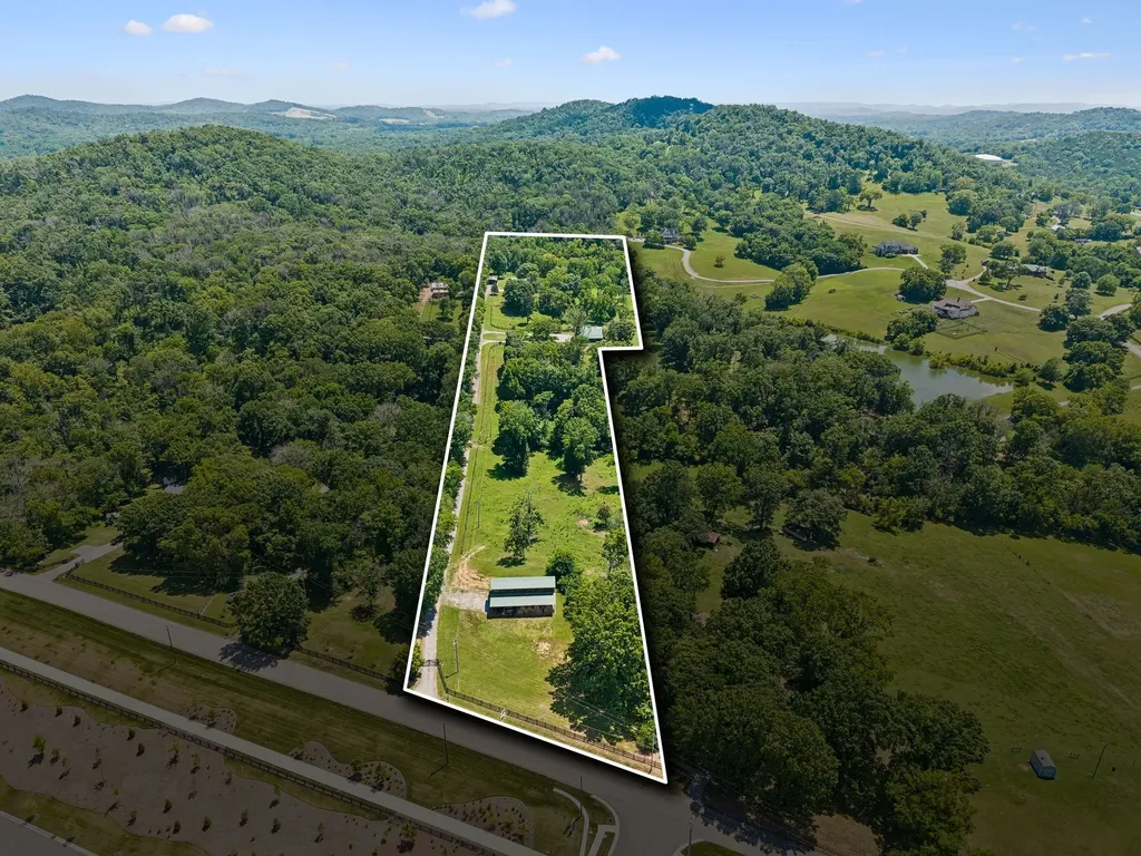 2671 Sanford Road Nolensville TN 37135