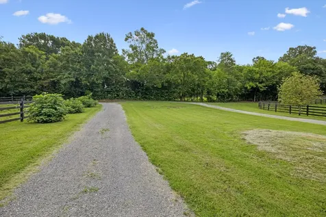 2671 Sanford Road Nolensville TN 37135