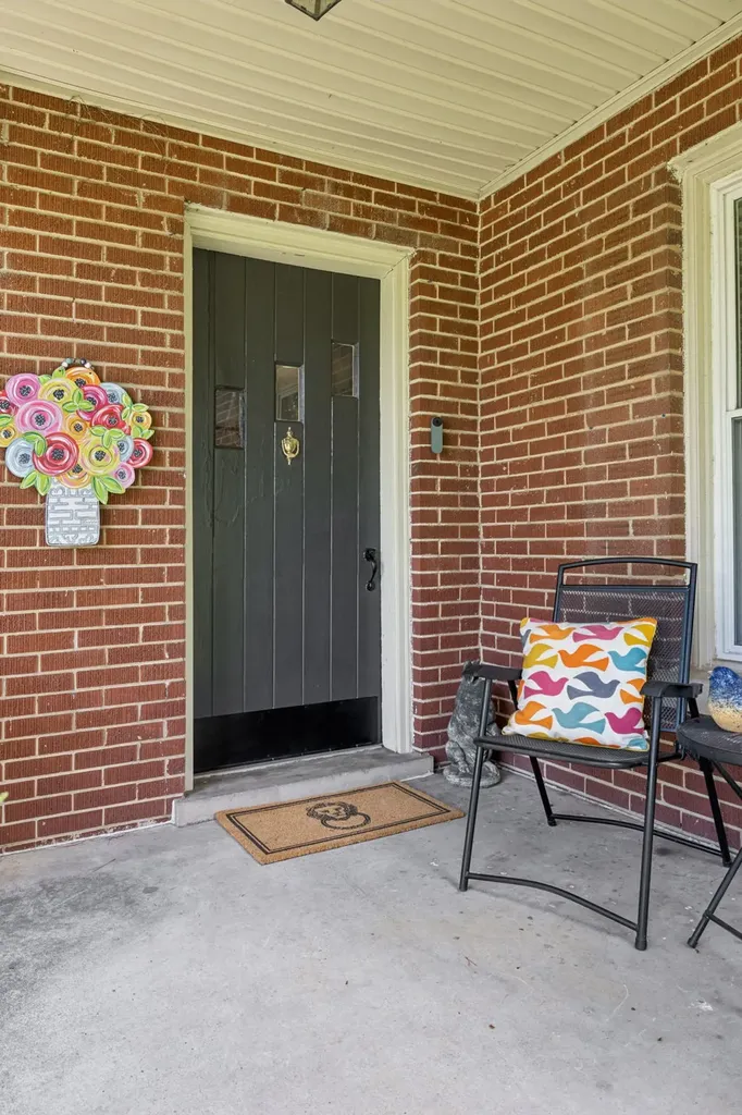 1308 Hampshire Pike Columbia TN 38401