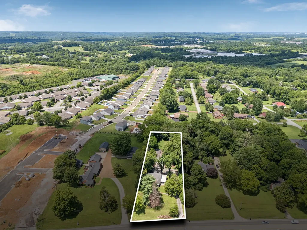 1308 Hampshire Pike Columbia TN 38401