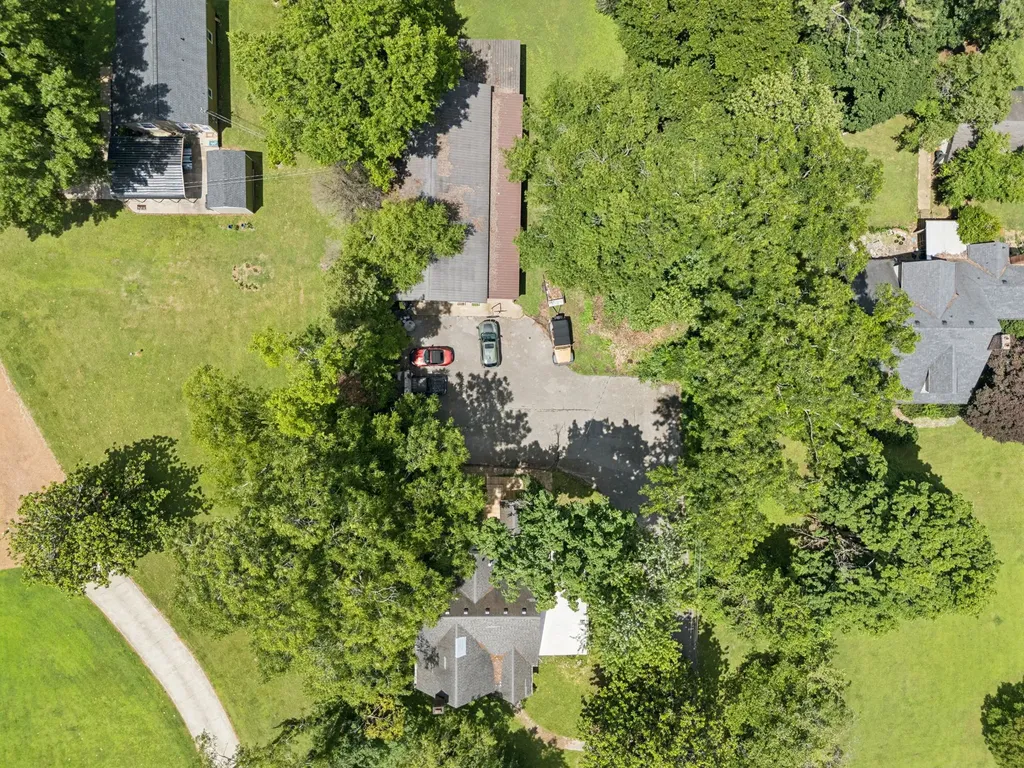 1308 Hampshire Pike Columbia TN 38401