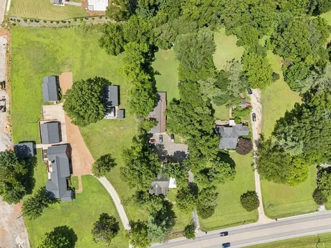 1308 Hampshire Pike Columbia TN 38401