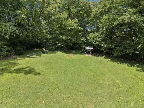 1308 Hampshire Pike Columbia TN 38401