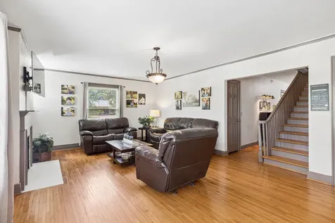 1308 Hampshire Pike Columbia TN 38401
