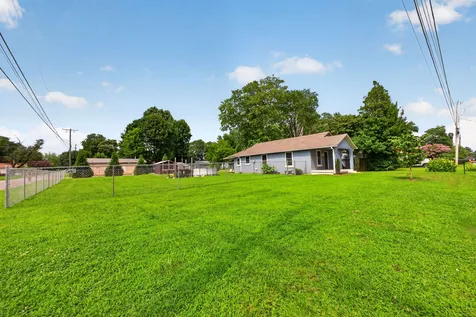 502 5th Street Lawrenceburg TN 38464