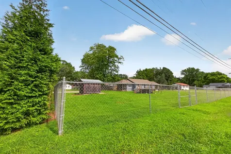 502 5th Street Lawrenceburg TN 38464