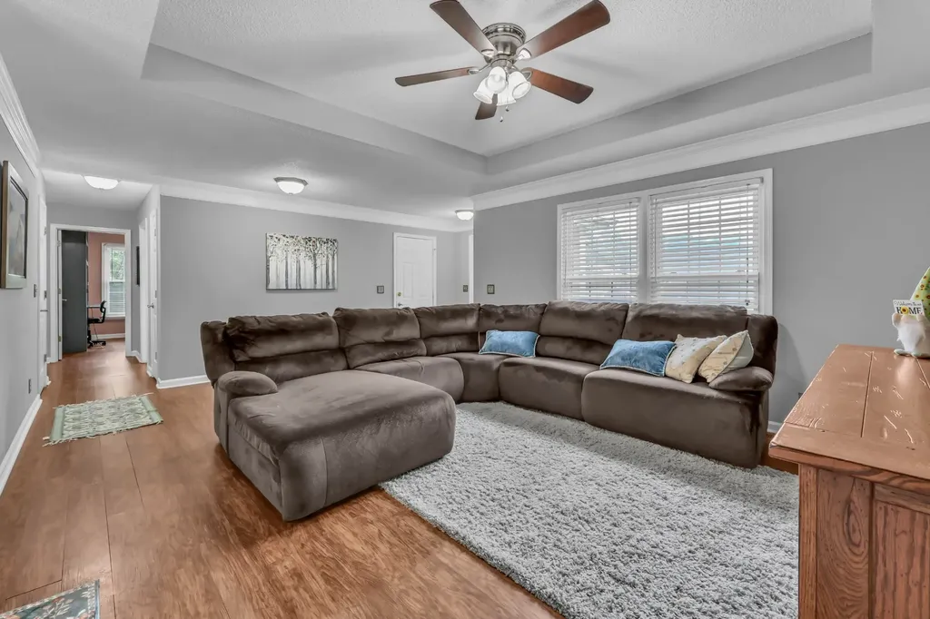 2819 Fenton Court Clarksville TN 37040