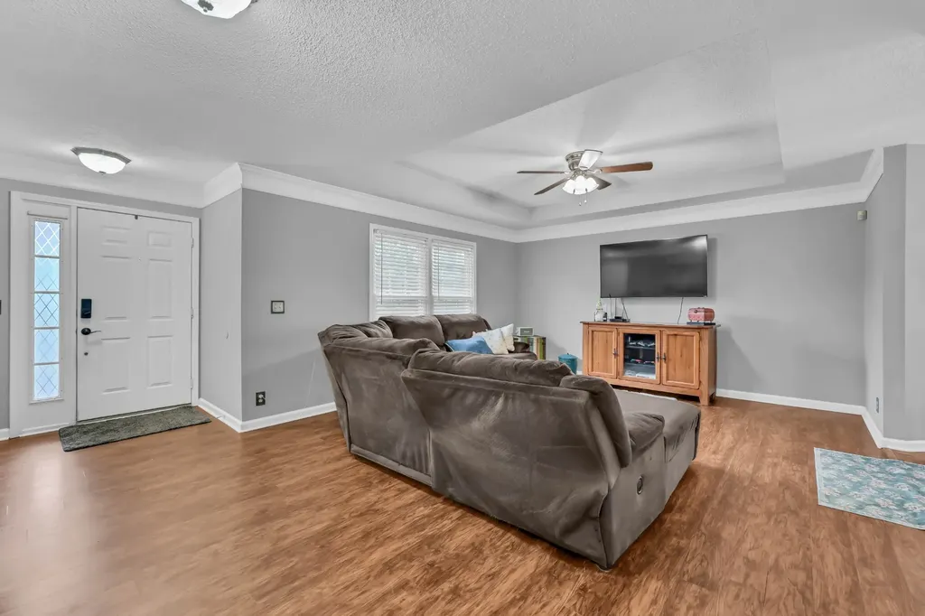 2819 Fenton Court Clarksville TN 37040