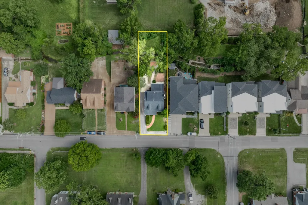1402 Grandview Drive Nashville TN 37215