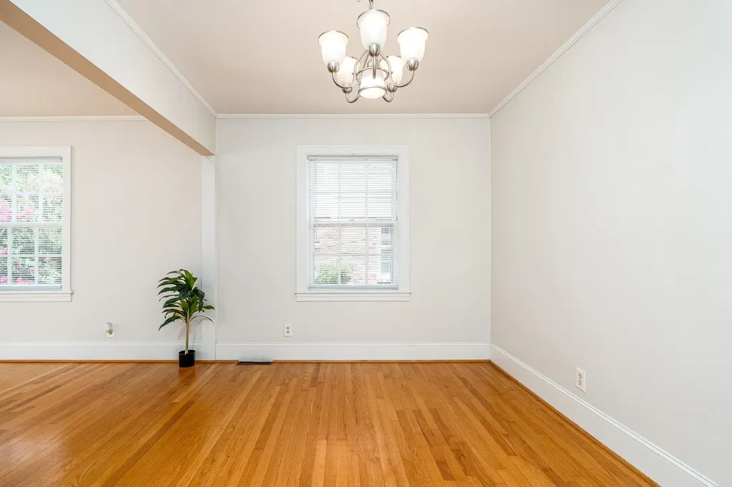 1402 Grandview Drive Nashville TN 37215