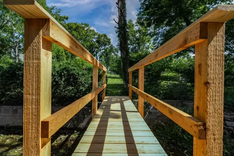 1402 Grandview Drive Nashville TN 37215