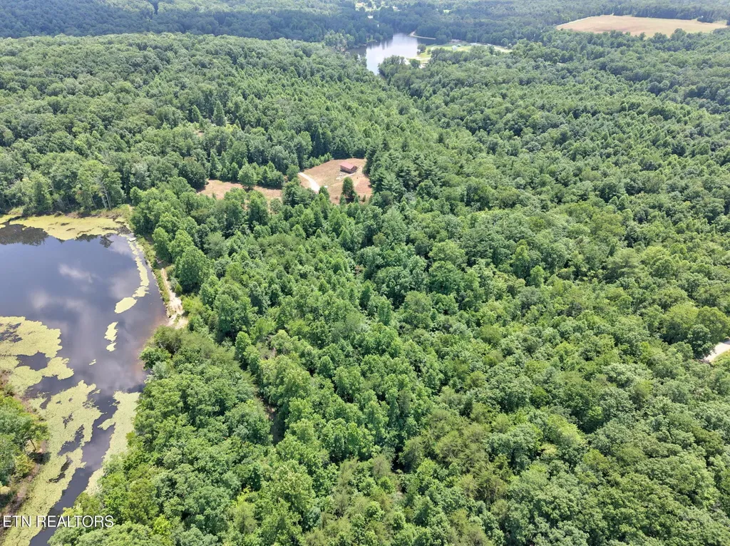 36 Kentucky Drive Crossville TN 38572