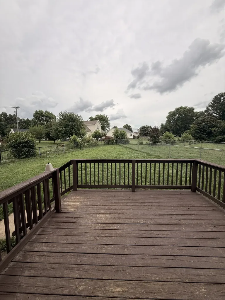 1037 Summerhaven Road Clarksville TN 37042