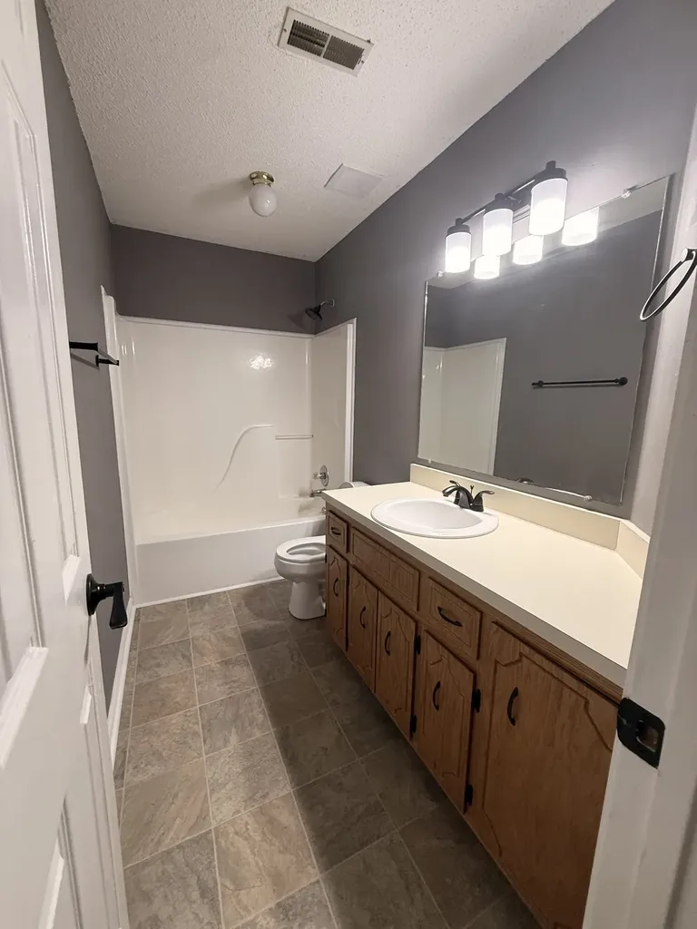 1037 Summerhaven Road Clarksville TN 37042