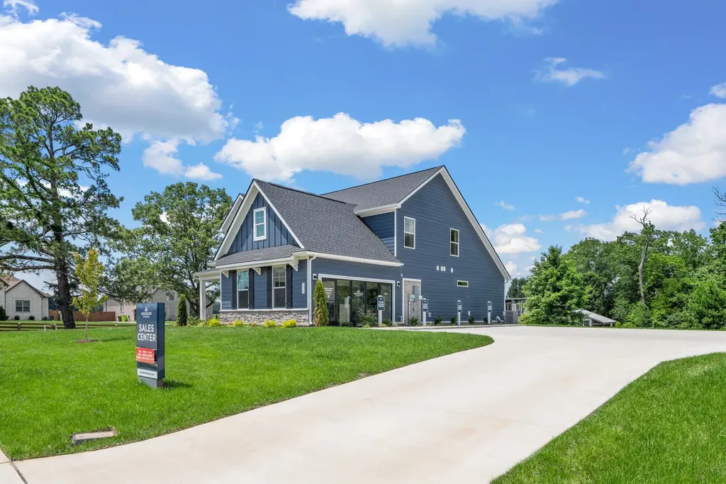 2417 Tisdale Drive White House TN 37188
