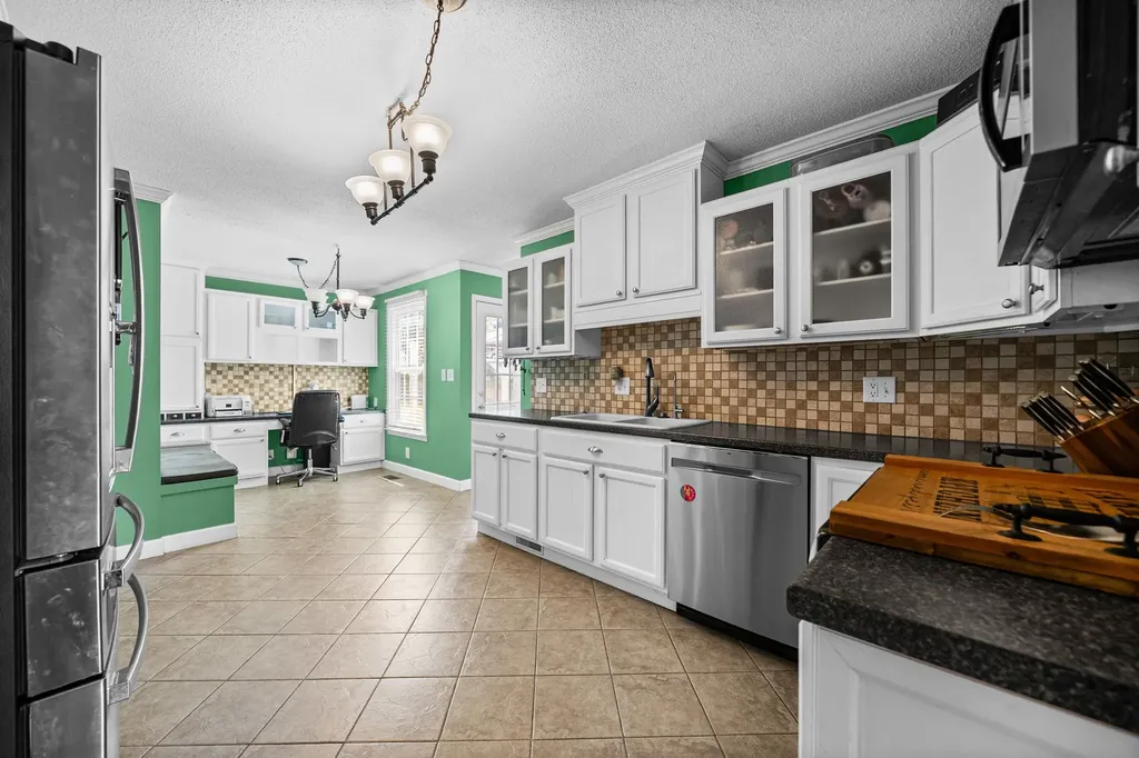 822 Creek Stone Drive Clarksville TN 37040