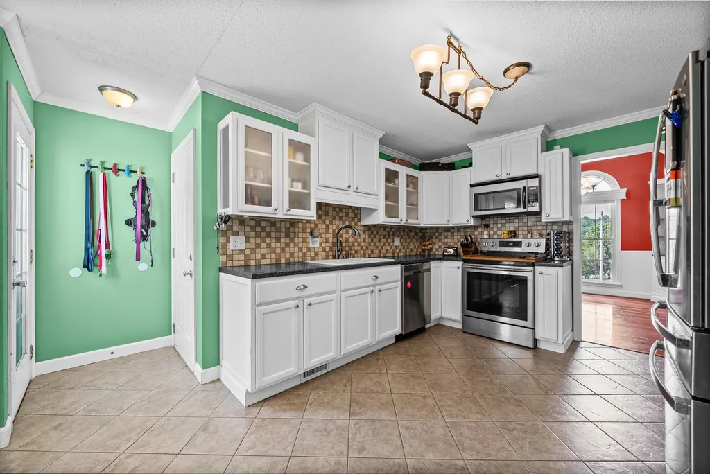 822 Creek Stone Drive Clarksville TN 37040