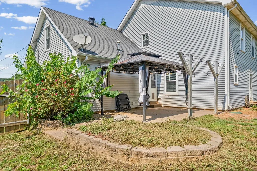 822 Creek Stone Drive Clarksville TN 37040