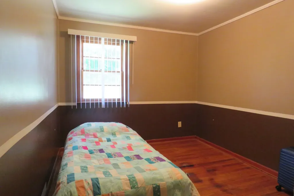 1757 Wet Mill Creek Road Celina TN 38551