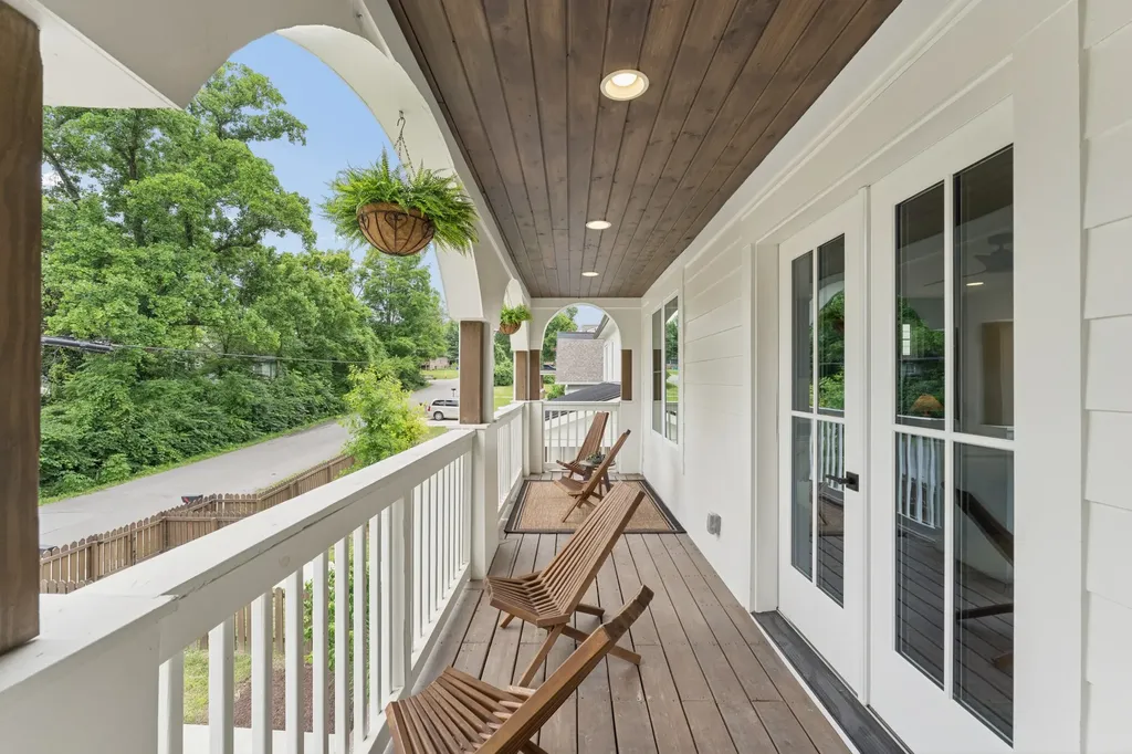 339 Gatewood Avenue Nashville TN 37207