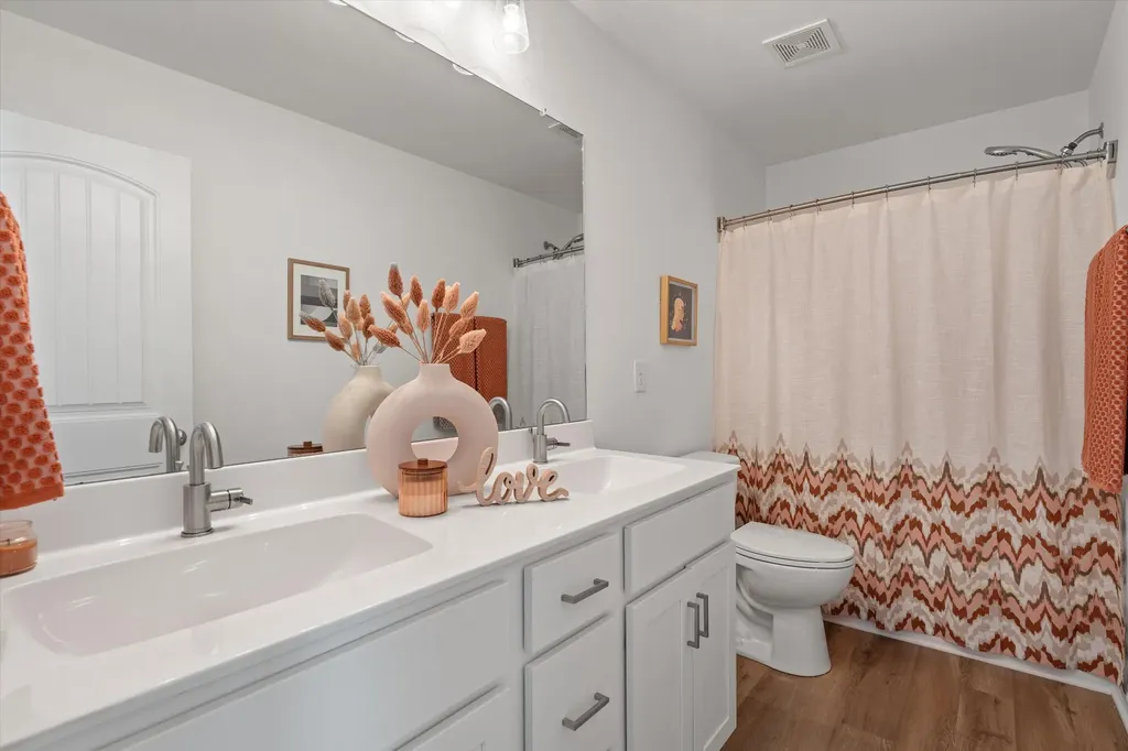 2656 Lakevilla Drive Nashville TN 37217
