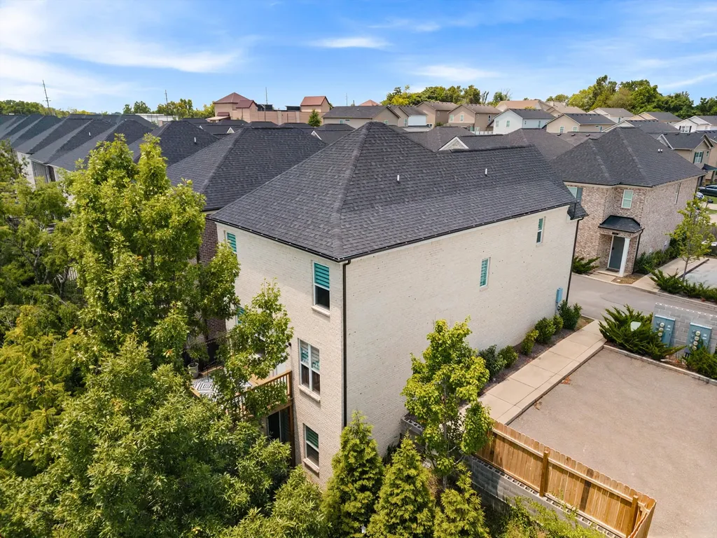 2656 Lakevilla Drive Nashville TN 37217