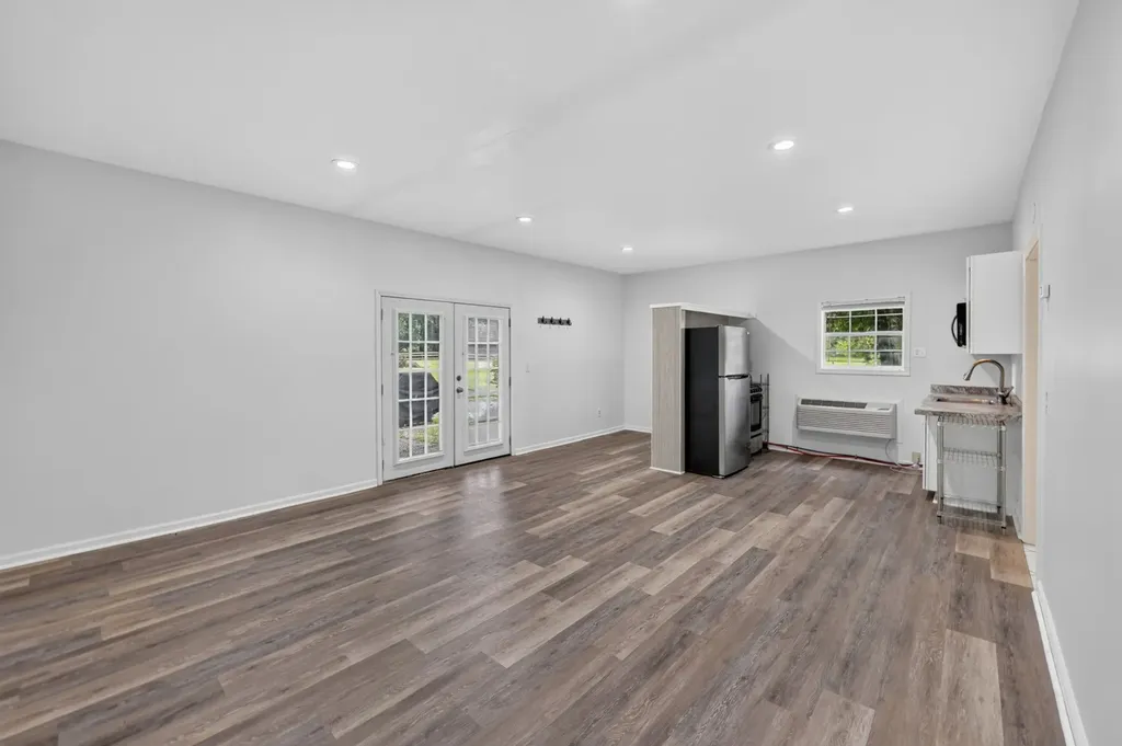 2388 Bear Creek Pike Columbia TN 38401