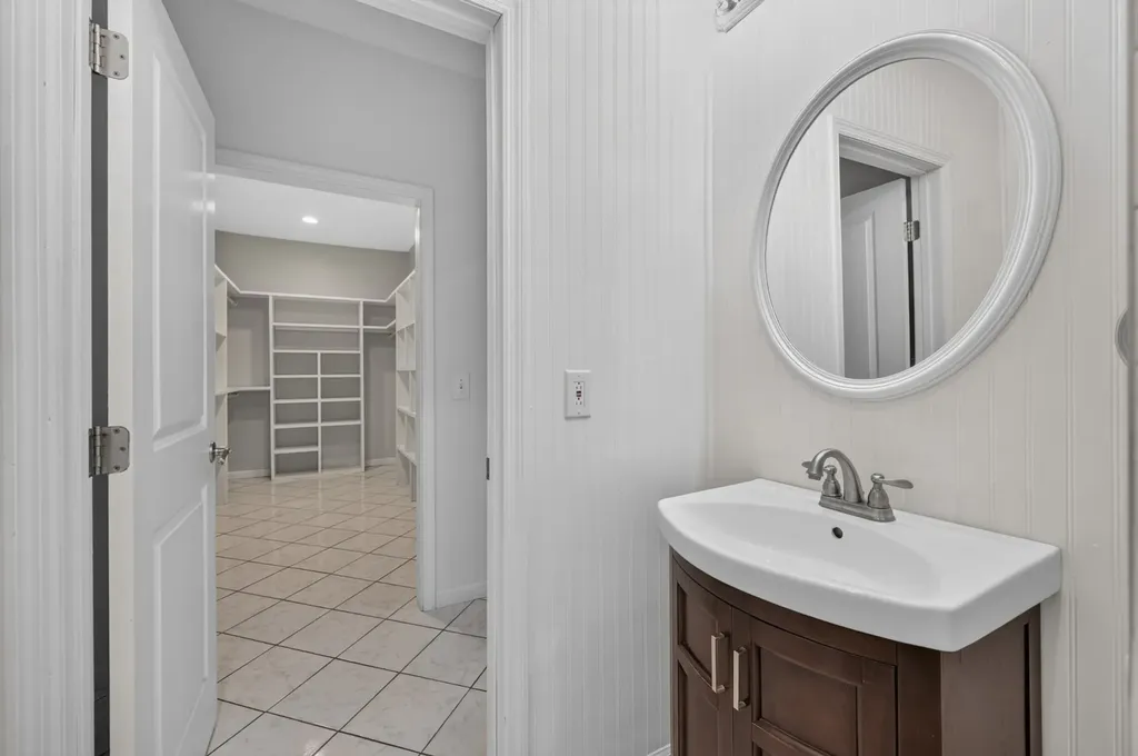 2388 Bear Creek Pike Columbia TN 38401