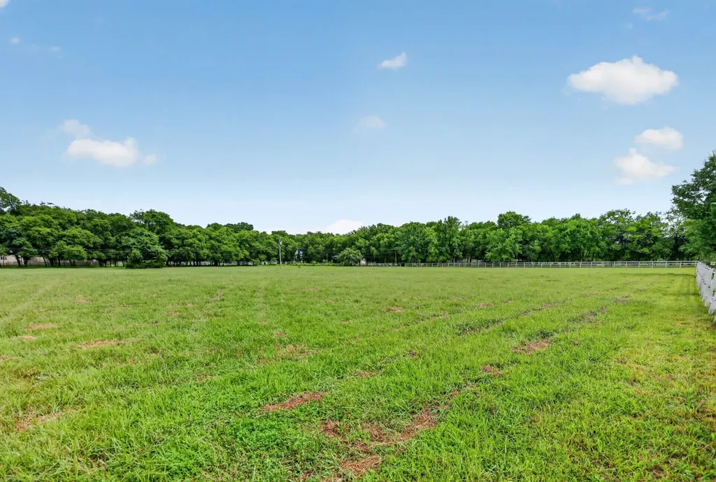 2388 Bear Creek Pike Columbia TN 38401