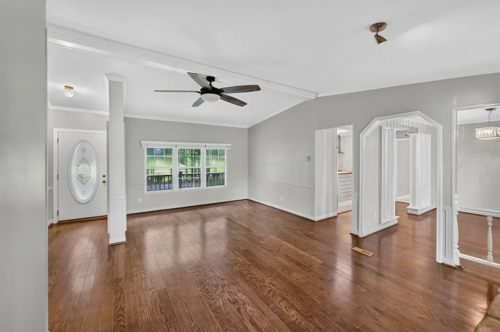 2388 Bear Creek Pike Columbia TN 38401