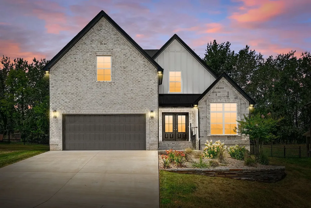 365 Frontier Drive Clarksville TN 37043