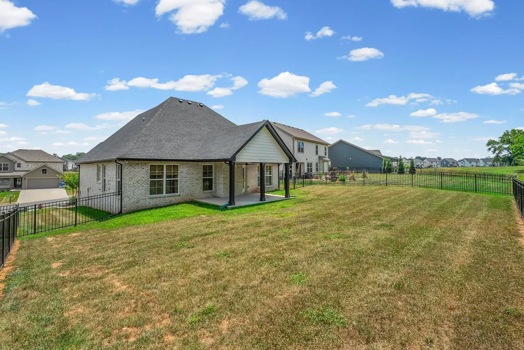 365 Frontier Drive Clarksville TN 37043