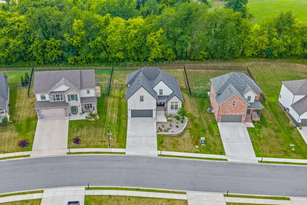 365 Frontier Drive Clarksville TN 37043