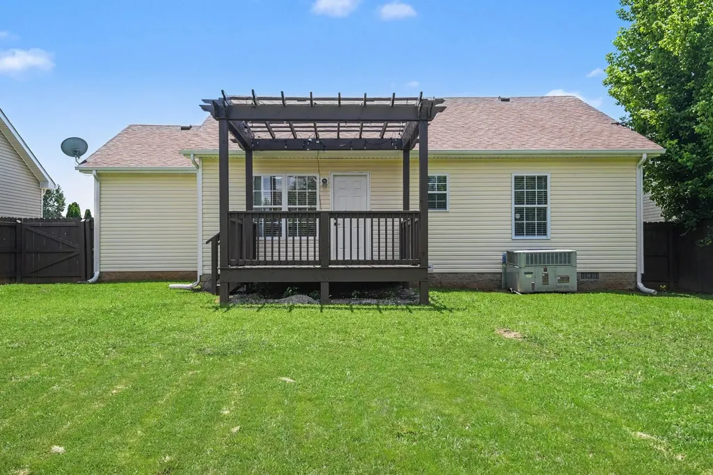 511 Fox Trot Drive Clarksville TN 37042