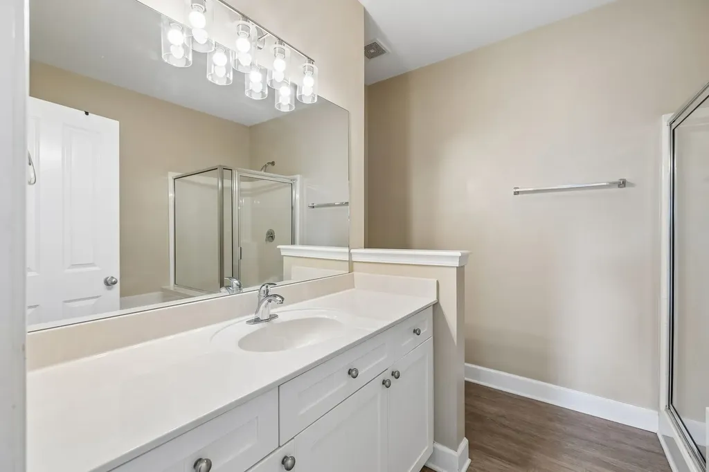 7005 Lenox Village Drive Nashville TN 37211